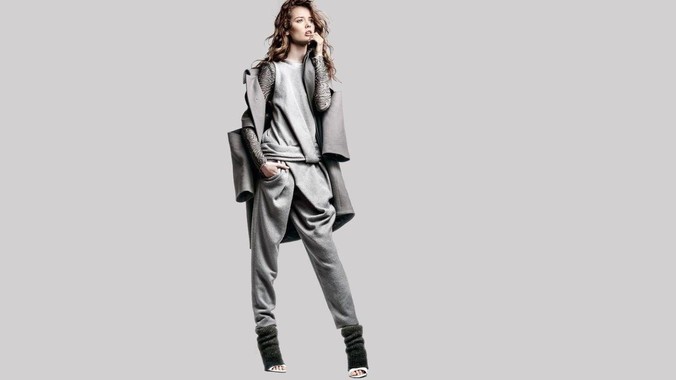 怎么评价国内AI企业人肉背15块80TB硬盘,飞去马来西亚用英伟达训练数据,以规避美国禁令?